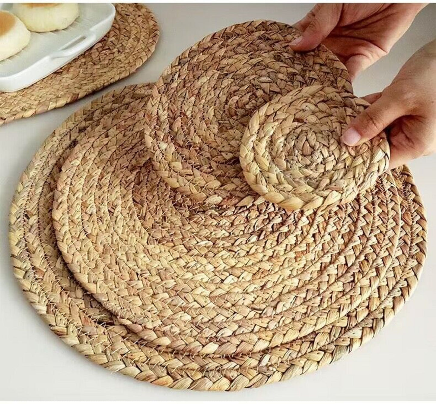 JIYUERLTD Straw placemat, Water grass Mat, hyacinth grass placemat, plate mat, coaster, pot mat,heat insulation mat for home kitchen