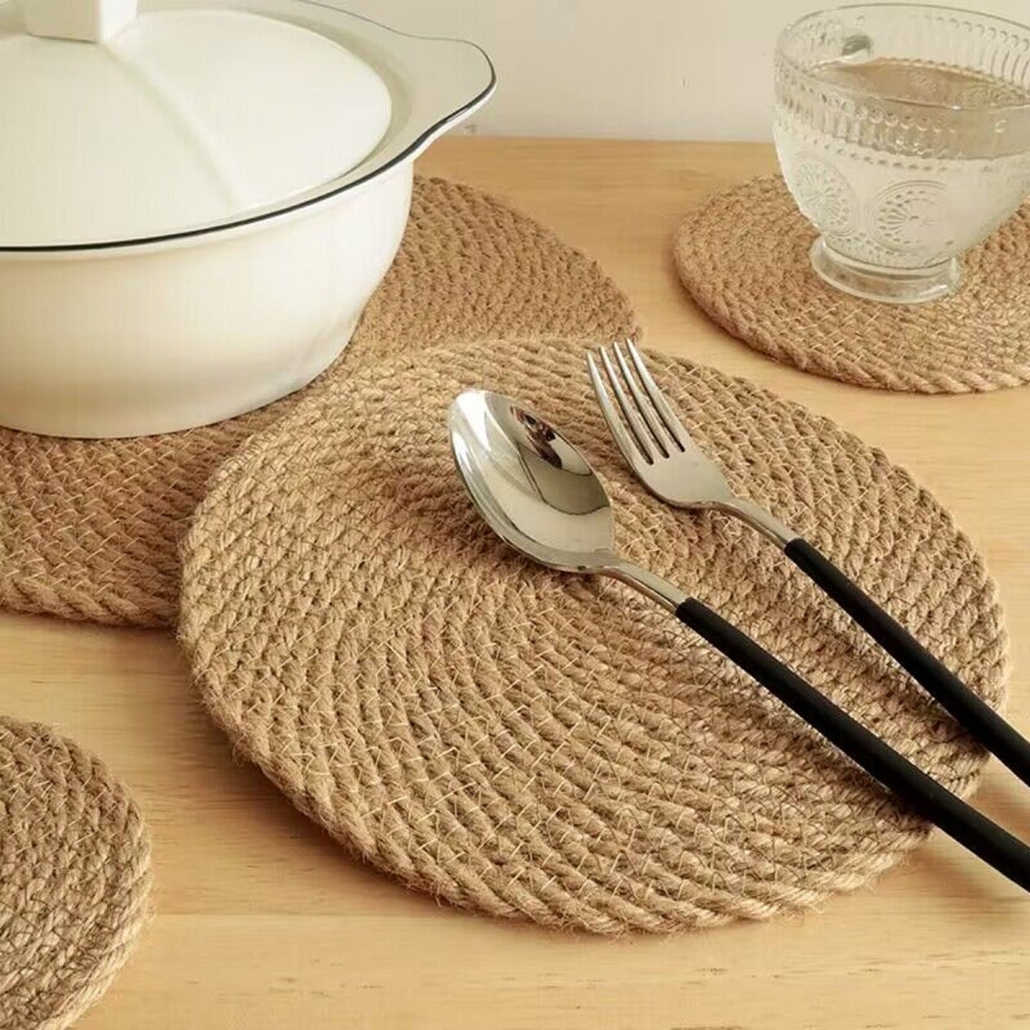 Premium Kitchen Accessories: Insulated Mat, Linen Woven Placemat, Round Silent Pad, Heat-resistant Table Mat, Non-slip Mat