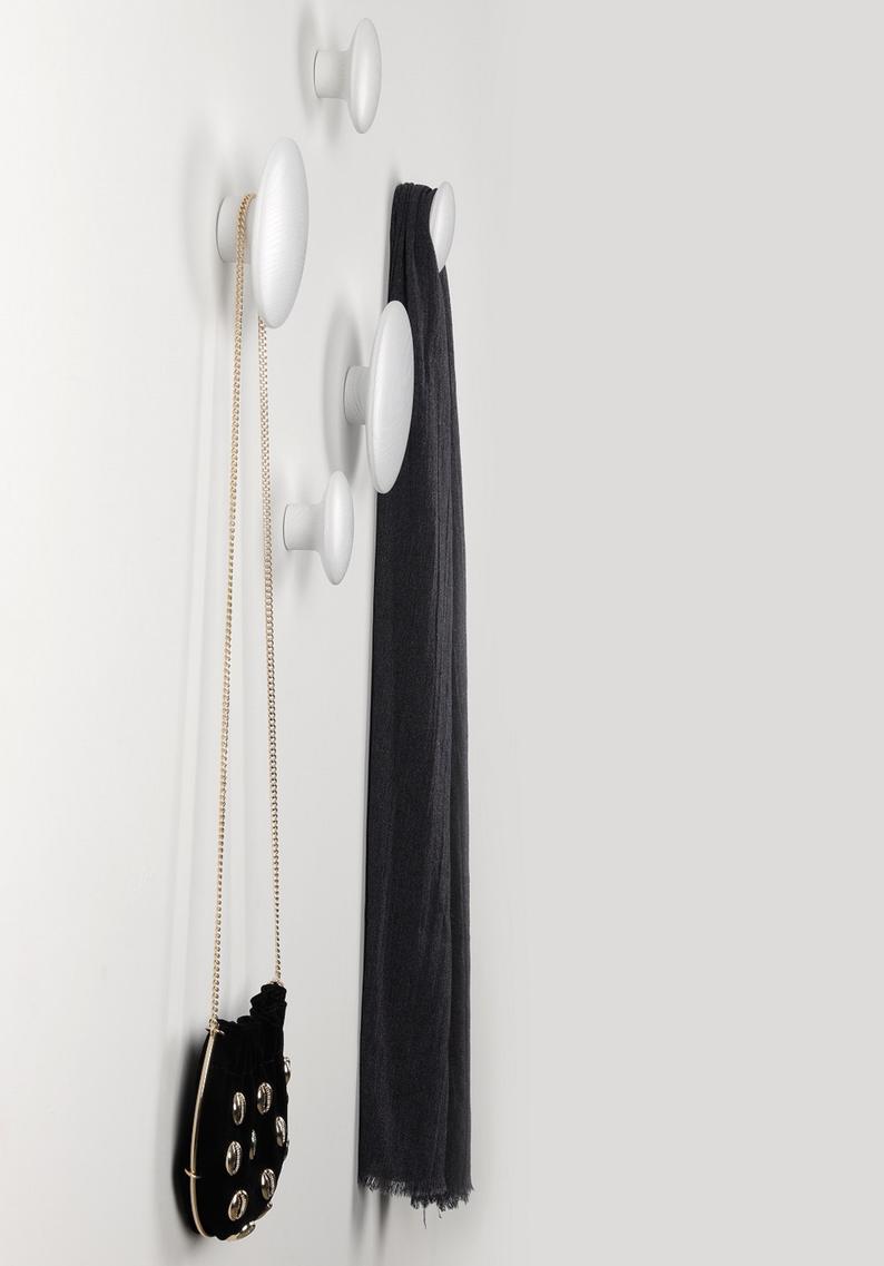 JIYUERLTD Wall Hooks Coat Hooks 5Pcs Dots Hook Door Hanger Hook for Home Decor(White)